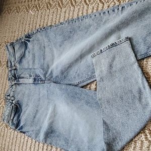 H&M divided acid wash mom jean size 12 NWT